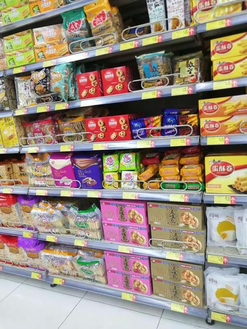膨化食品小零食 舌尖上的快乐与健康的平衡之道